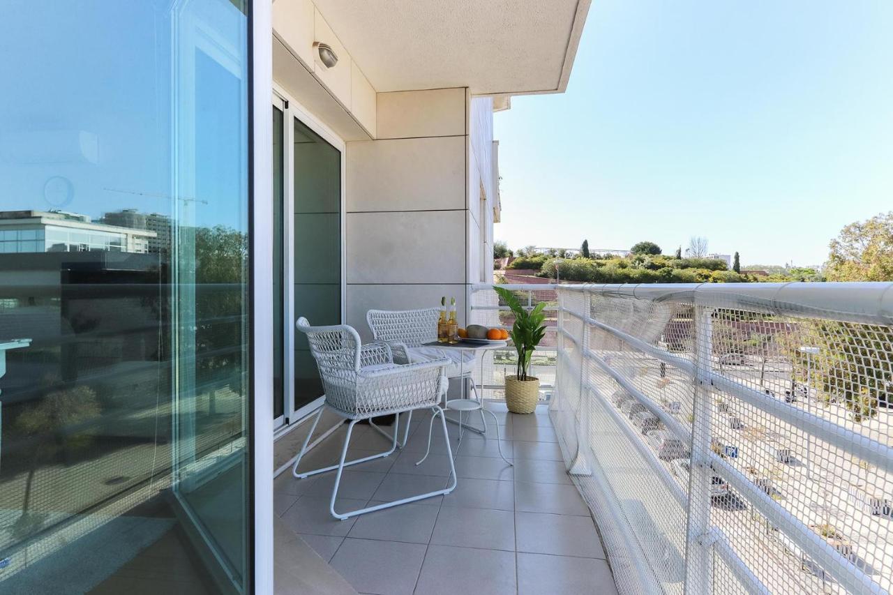 Ferienwohnung Expo Delight By Homing Lissabon Exterior foto